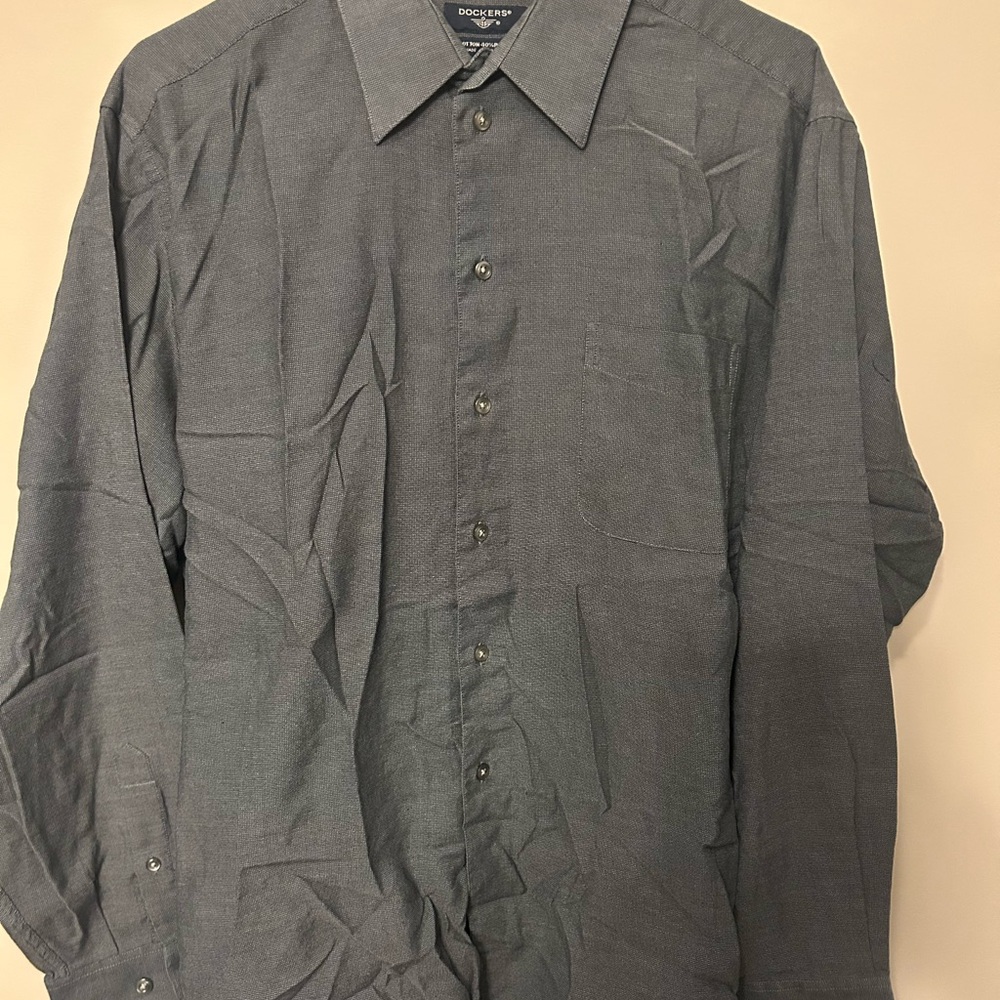 Dockers Men's Charcoal Button Down Shirt